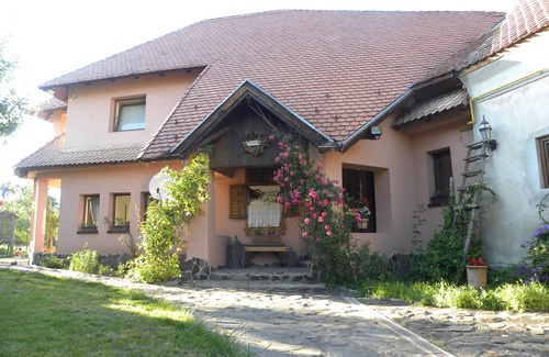 Zarnesti House | Villa de Lemeny - Zarnesti