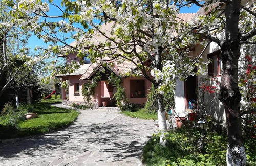 Zarnesti House | Villa de Lemeny - Zarnesti