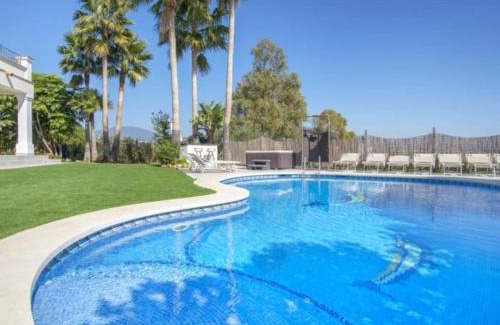 New Golden Mile Villa | Villa de Lujo Cerca de Puerto Banus para 11, Spa y Gimnasio - ES-175-39
