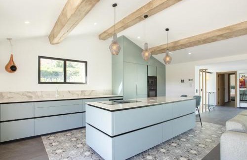 La Croix-Valmer Villa | Villa de Luxe avec Piscine et Jacuzzi, Proche Plage de Gigaro, La Croix-Valmer - FR-1-728-18