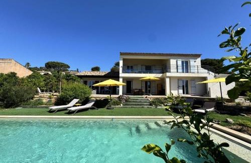 La Croix-Valmer Villa | Villa de Luxe Rénovée avec Piscine, 4 Chambres, à 5 Minutes de la Plage - FR-1-726-25