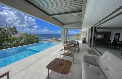 Anse des Rochers Villa | Villa de Prestige l'Écho des vagues