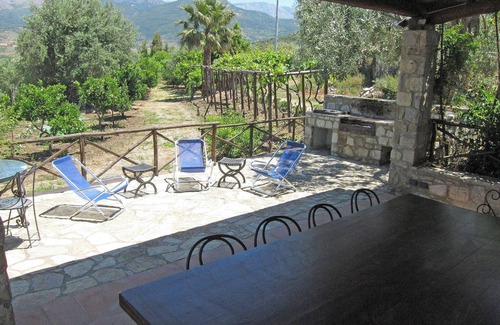 Collesano Villa | Villa Degli Ulivi with Sea View and Wi-Fi, Pet-Friendly