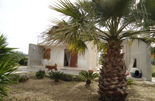 Mockarta Villa | VILLA DEI FENICOTTERI overlooking the Egadi islands