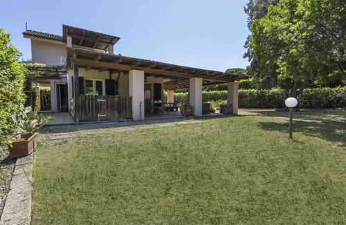 Punta Ala Villa | Villa dei Licheni by MMega