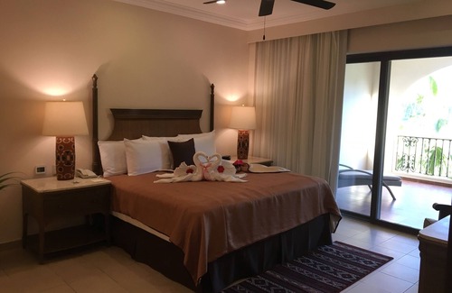 Loreto Resort | VILLA DEL PALMAR/LORETO - 2 BEDROOM SUITE - other size suite also available