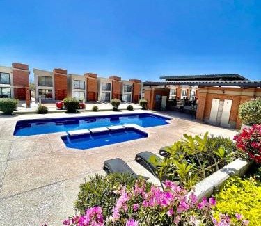 San Carlos House | Villa del sol y mar con alberca en área común