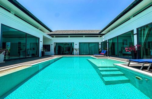Ban Saiyuan Villa | VILLA DESTINY - Luxury Villa Near Nai Harn Beach