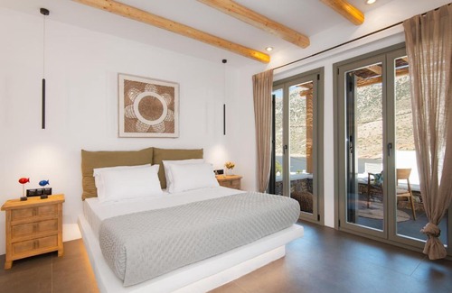 Kamares Villa | VILLA DIMAR SIFNOS