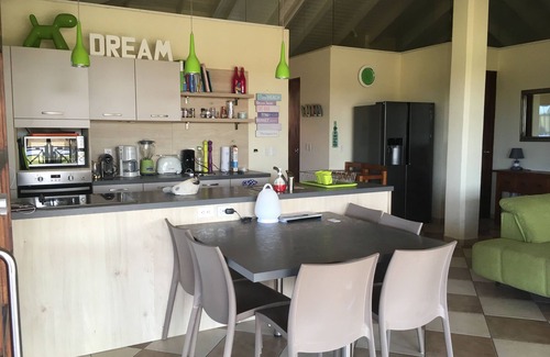 Sint Michiel Villa | Villa Divi Divi Curacao: Breathtaking Golf View, Beach & Pool Access on Foot