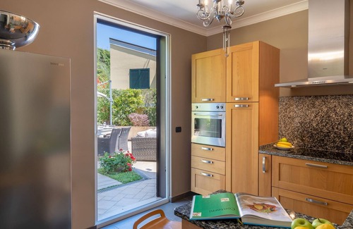 Pieve a Elici Apartment | Villa Dolphin 10, Emma Villas