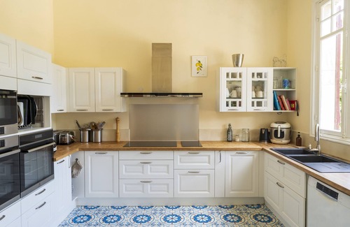 Soustons Villa | Villa 'Domaine De Bellegarde' with Private Terrace, Private Garden and Wi-Fi