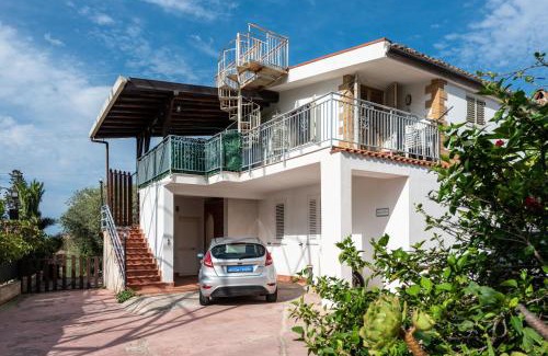 San Nicola l'Arena Villa | Villa Dora