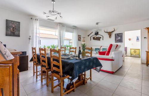 Gastes House | Villa du Lac - Gastes