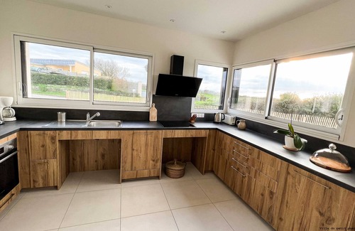Le Conquet Villa | Villa du petit phare - sea view - 10people