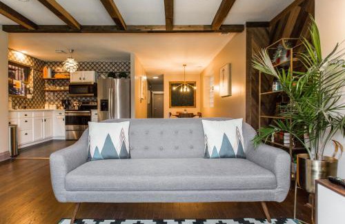 Bronzeville House | Villa Dubois Guest House
