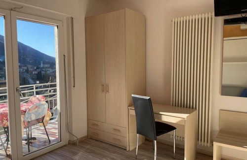 Malcesine Apartment | Villa Eden - apartment with lake view terrace