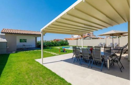 Liznjan Villa | Villa Edi-heated pool & e-bike