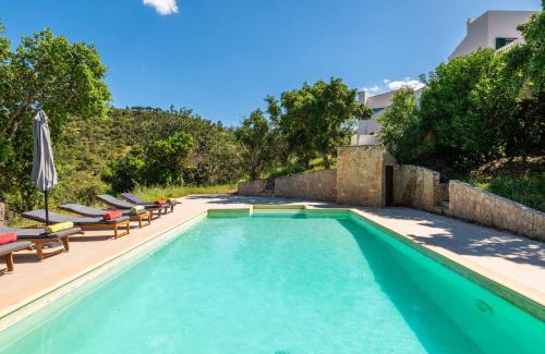 Corte Vidreiro Villa | Villa Eiras Altas Grande by Portucasa