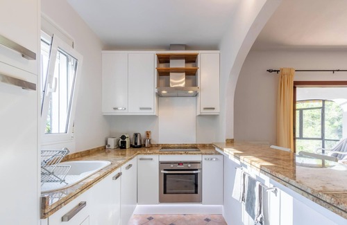 Benissa Coast Villa | Villa "El Refugio" with Sea and Mountain Views, Private Pool, A/C & WiFi