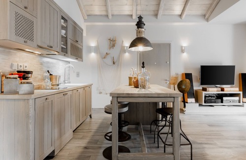 Tiros Apartment | Villa Ellisavet by Tyros Boutique houses on the beach