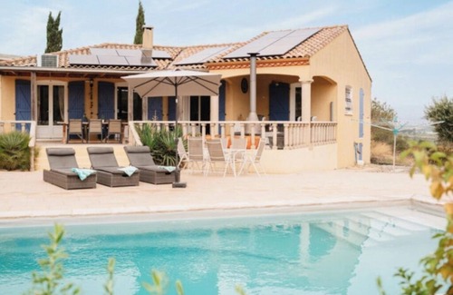 Oupia Villa | VILLA ENTENTE