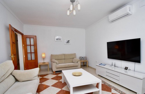 Los Franceses-la Vega Villa | Villa with private pool and great location to explore Cádiz area