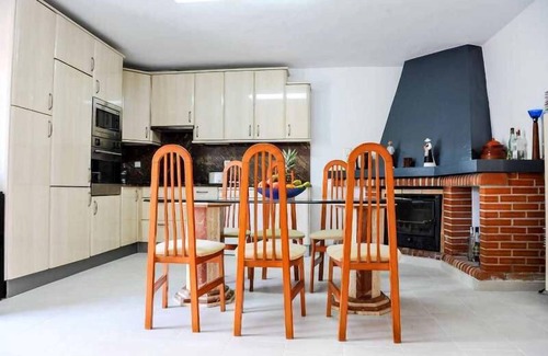 San Antonio Bay Villa | Villa Sunset - Large House | Great Location | Private Pool | A/C + Wifi