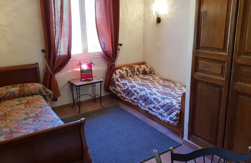 Le Puy-Sainte-Reparade Villa | Villa et piscine proche Aix en Provence