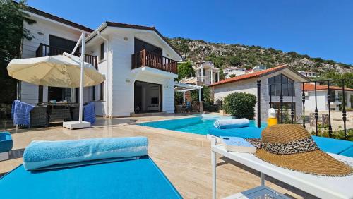 Kalkan Villa | Villa Evin Sea Front Modern Villa in Kalkan Turkey