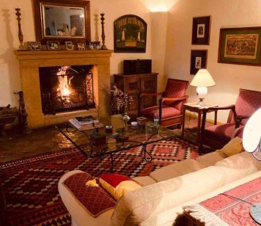 Old Town Villa | Villa exclusiva con jardín a 80m del centro