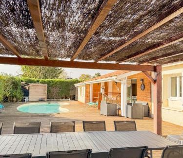 Toulenne House | Villa Familiale avec Piscine Privée