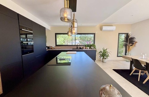 Rognes Villa | Villa Fanny, swimming pool with panoramic view