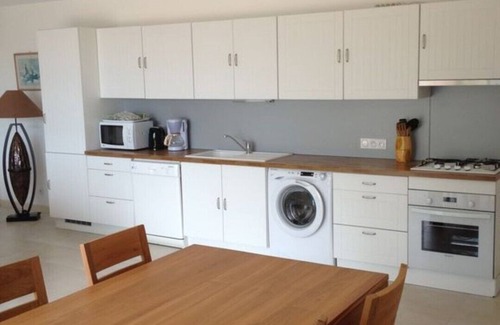 Cavaliere Beach Villa | Villa feet in the water closed ripert