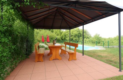 Opatija Villa | Villa Felix with spectacular pool in green oasis