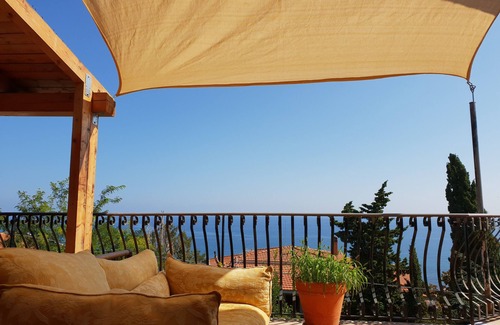 Casteldaccia Villa | Villa Flore at the Avenue