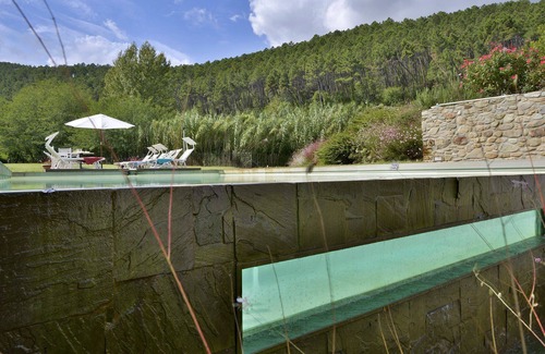 Vorno Villa | Villa for 10 People with WiFi, Private Pool, Garden, A/C, near Lucca