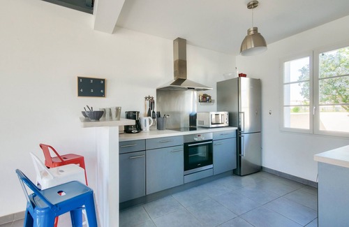 La Flotte Ski Chalet | Villa for 10 with swimming pool, La Flotte en Ré