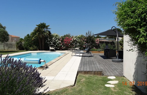 Les Boucholeurs Villa | Villa for 6 people with heated swimming pool 900m from the ocean, FULL SOUTH