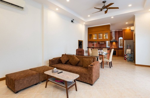 Pattaya Bay Villa | Villa Franken - Luxury 2BR Pool Villa Pratamnak Soi 5/6