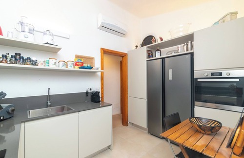 Portobello Villa | Villa 'Gabbiani' with Sea View, Wi-Fi and Air Conditioning