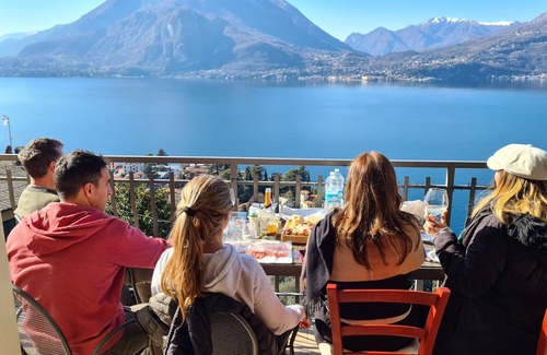 Perledo Villa | Villa gli Ulivi - Bariloche Lake & Mountain View