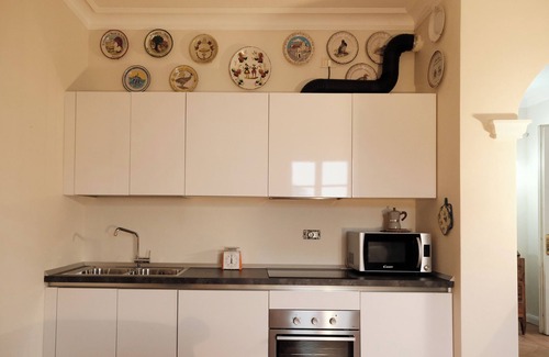 Riva di Solto Villa | Villa Hélène Apt2