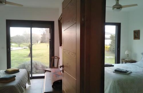 Aleria Bed & Breakfast | Villa Helychrisa