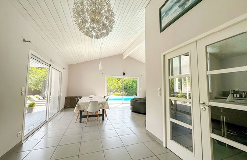 Mios House | Villa Hoa Mios, 8 pers. 150m² with heated pool