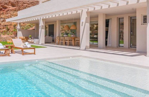 Antequera Villa | Villa Horizon Antequera by Ruralidays