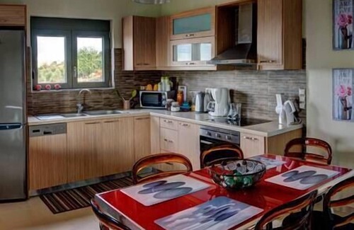 Skouloufia Villa | Villa Horizon: Privacy, Scenic Views & Exterior