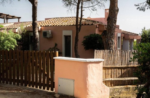 Campulongu Villa | Villa 'Ibiscus' with Sea View, Private Terrace and Air Conditioning