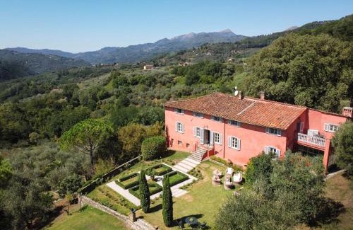 Lucca Villa | Villa Igea by Salogi Villas