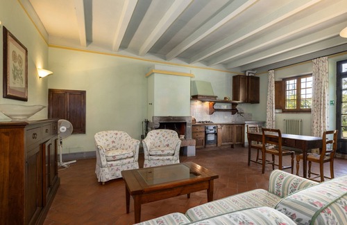Montespertoli House | Villa Il Frantoio with Shared Pool, Private Terrace & Wi-Fi